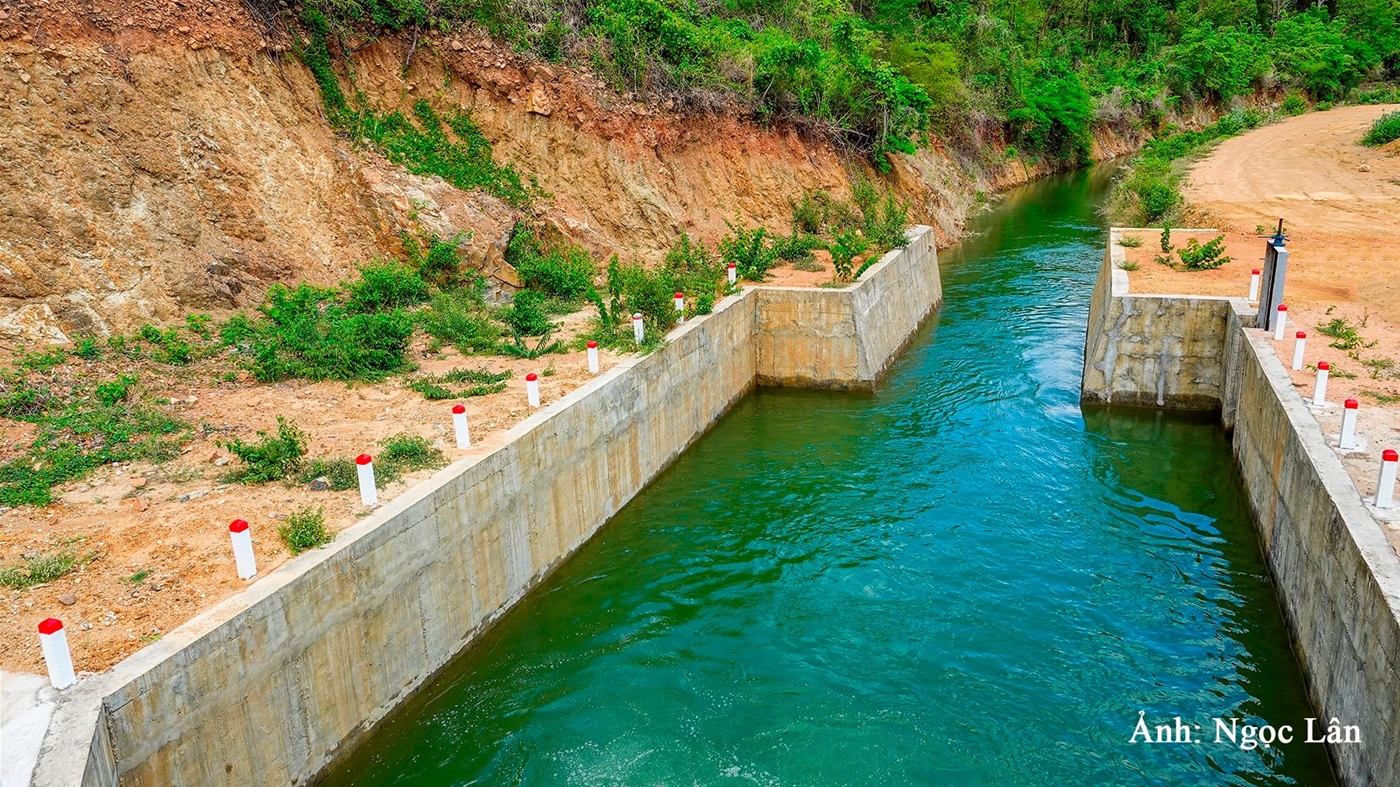 Tuyến kênh chuyển nước từ hồ Cà Giây ra Tuy Phong